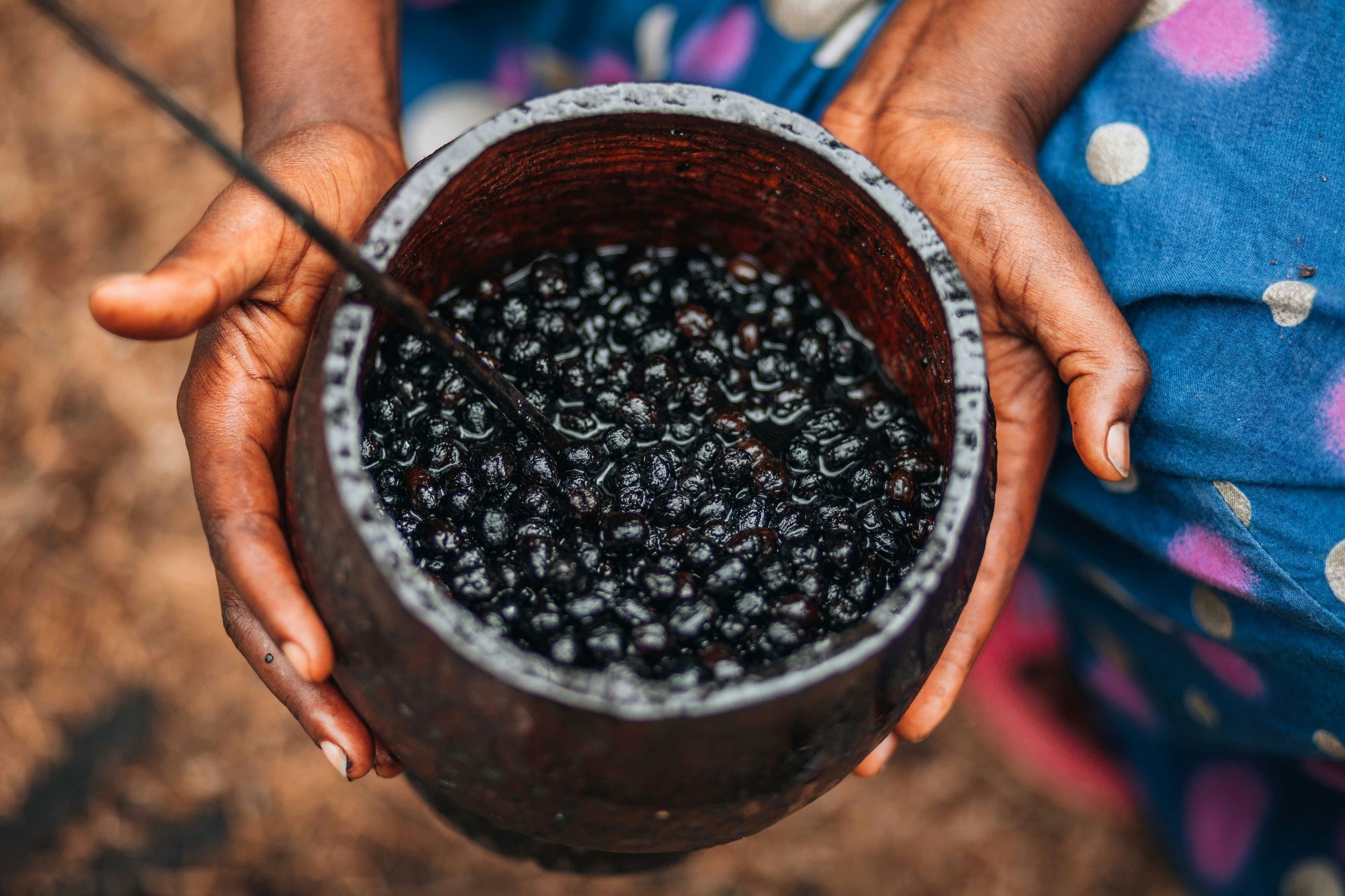 Óleo de açaí: minimiza rugas e clareia a pele